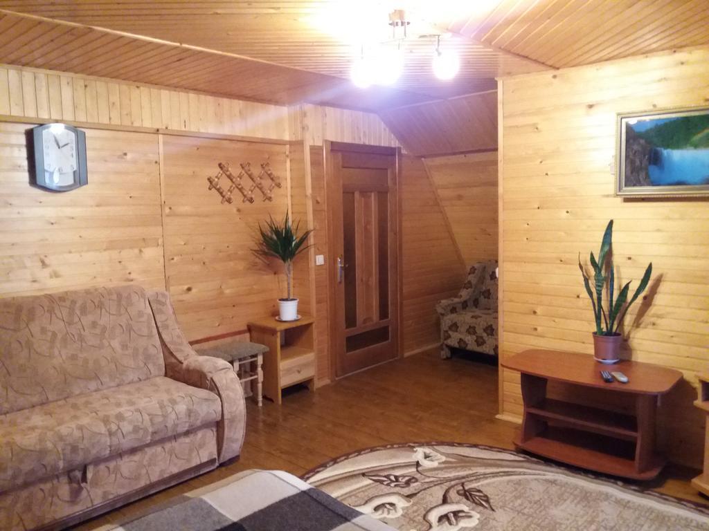 Bee House Hotel Bukovel Ngoại thất bức ảnh