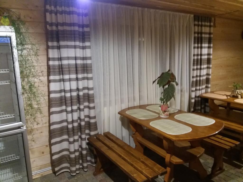 Bee House Hotel Bukovel Ngoại thất bức ảnh